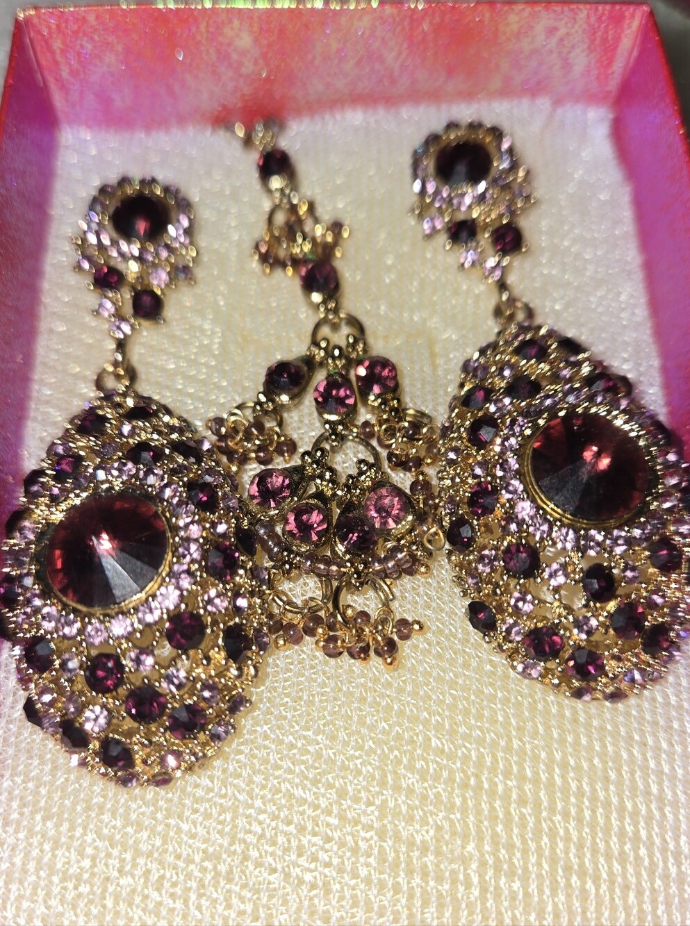Vintage-Inspired Gold Tone Pink Garnet Drop Earrings and Pendant Set